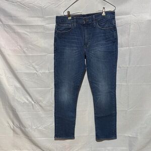 J. Crew Men’s Straight-fit jean in signature flex 32x30